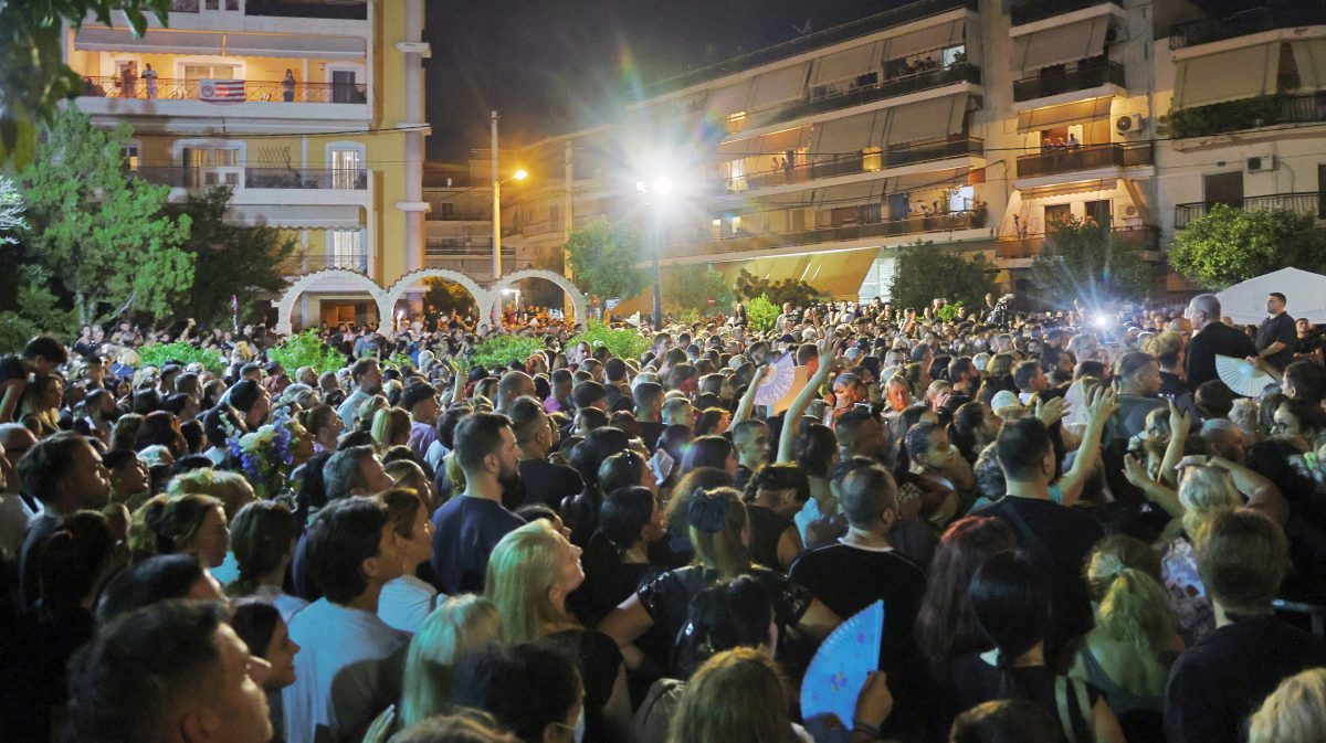 Γιώργος Μαζωνάκης
