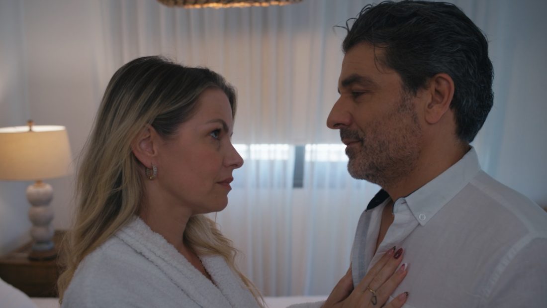 Αντώνιος και Κλεοπάτρα: Η παραίτηση της Κέλλυς οδηγεί τον Βασίλη σε επαγγελματικό αδιέξοδο