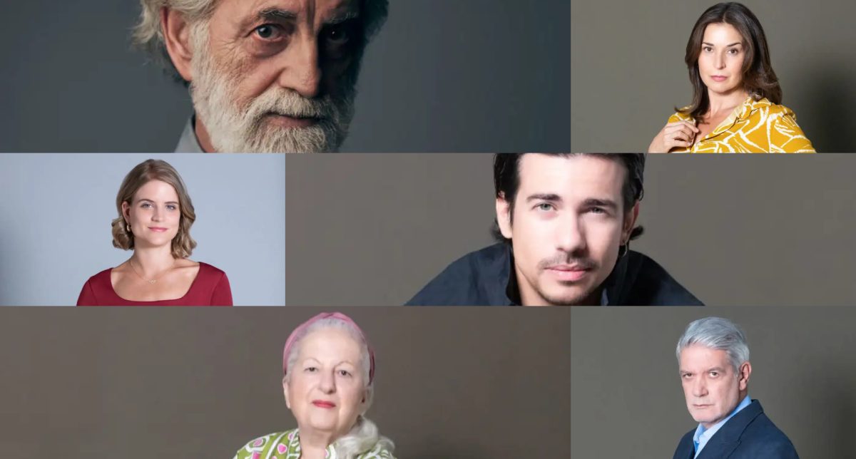 Δύο μαύρα πουκάμισα