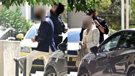 Γιώργος Μαζωνάκης, Γιατροί
