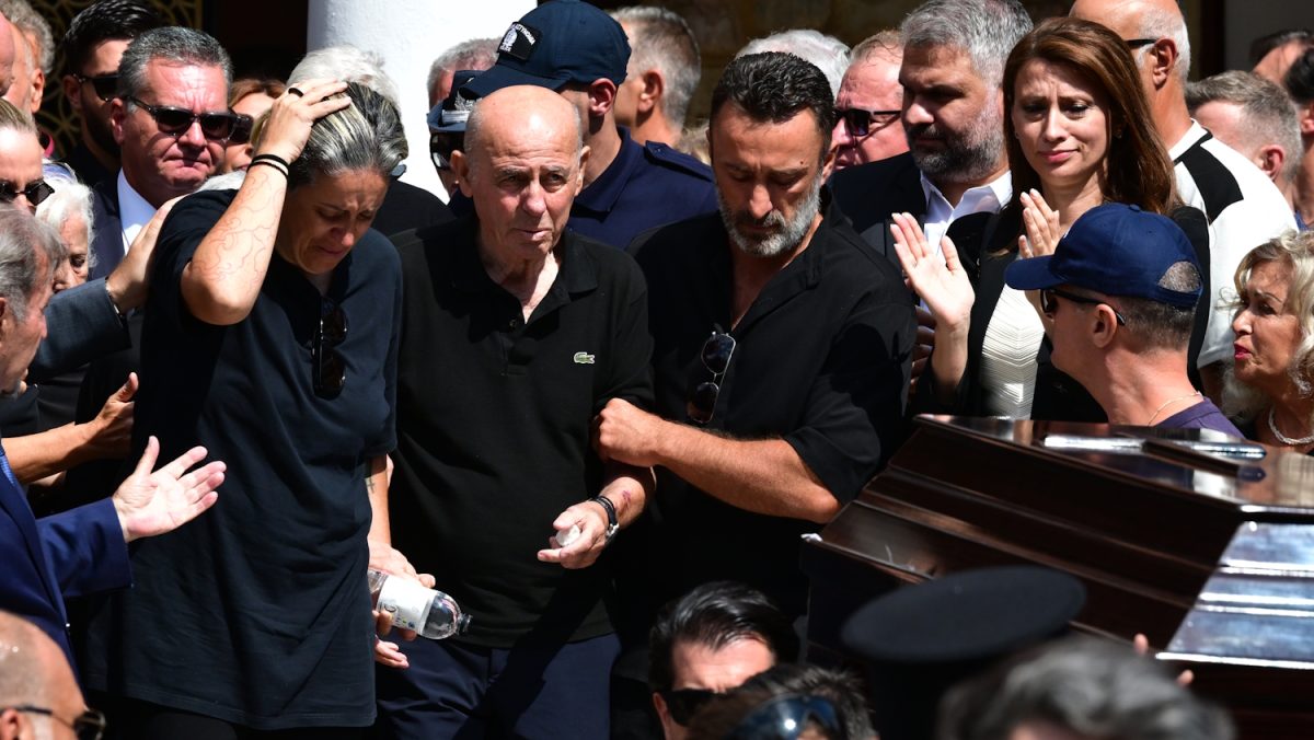 Μανώλης Μαζωνάκης