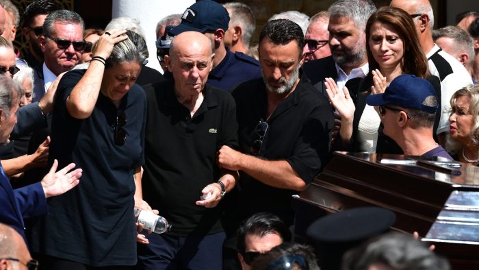 Μανώλης Μαζωνάκης
