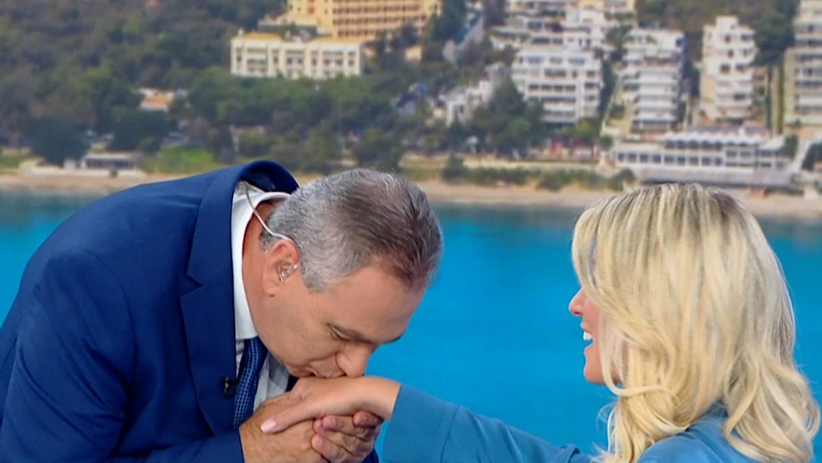Σία Κοσιώνη, Βασίλης Χιώτης