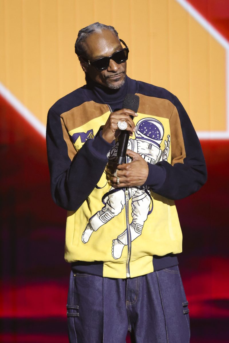 LOS ANGELES - SEPTEMBER 27: Snoop Dogg at The 2026 MTV Video Music Awards (VMAs), broadcasting live from the Peacock Theater on Sunday, September 27, 2026 on the CBS Television Network, and streaming live and on demand on Paramount+*. (Photo by Francis Specker