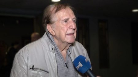 Γιώργος Κωνσταντίνου