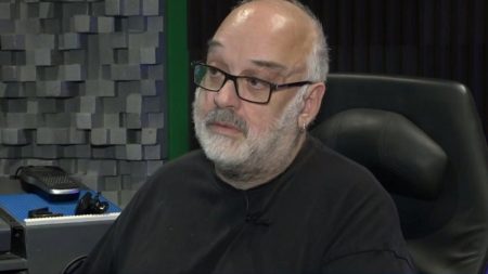 Γιώργος Μουκίδης