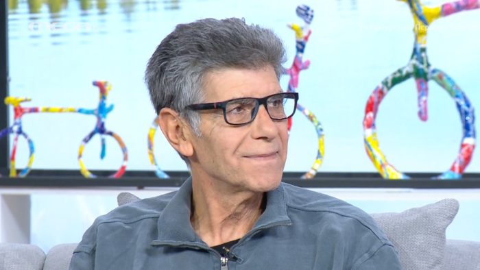 Γιάννης Μπέζος