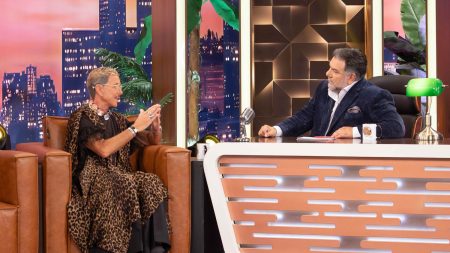 Λάκης Γαβαλάς: «Έφαγα hate από το fan club της Άννας Βίσση, υπάρχει πρόβλημα μεταξύ μας – Τα ρούχα της στο ΟΑΚΑ ήταν ακόμη χειρότερα από το Καλλιμάρμαρο»