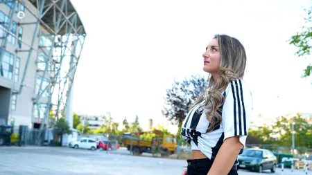 The Voice – Συγκίνησε η κόρη πρώην ποδοσφαιριστή του ΠΑΟΚ με τα λόγια της: «Αισθάνομαι ότι τον έχω πάνω μου, μαζί μου»